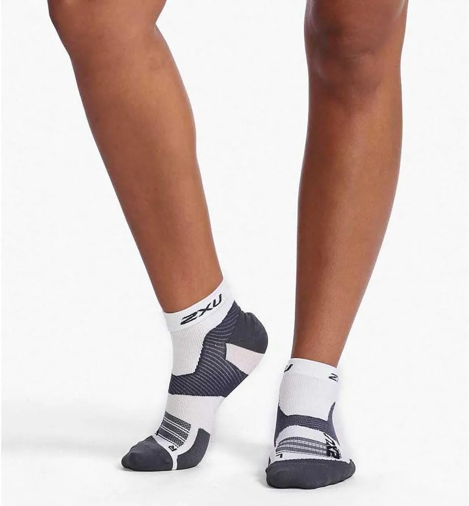 2XU Vectr Ultralight 1/4 Crew Socks