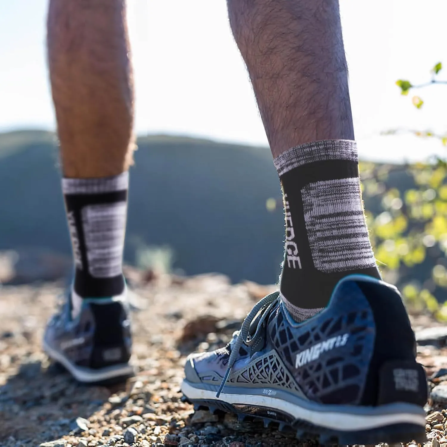 5 Pairs Women's Outdoor Hiking Socks For Women, Moisture Wicking Athletic Cushioned Crew Socks Padded Work Boot Socks