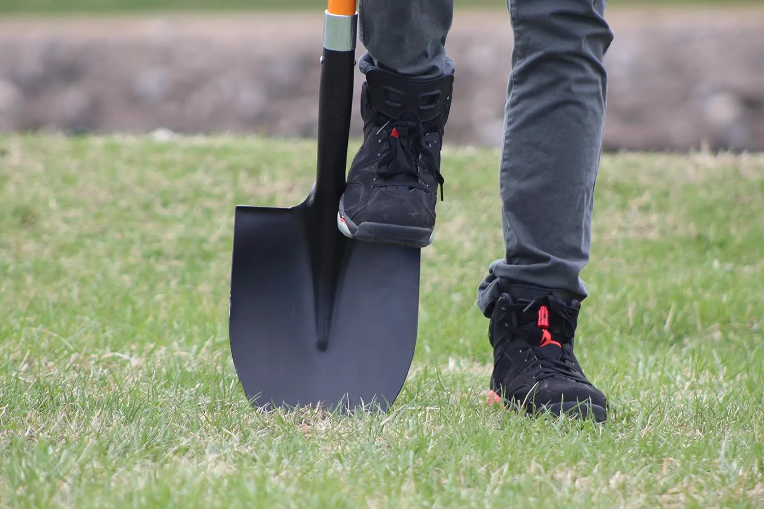 Ashman Heavy-Duty Digging Shovel (2 Pack) with Trenching Blade and 41-Inch Comfortable Handle - Ideal for Garden, Landscaping, Construction, and Masonry - Perfect for Digging Soil, Dirt, and Gravel.