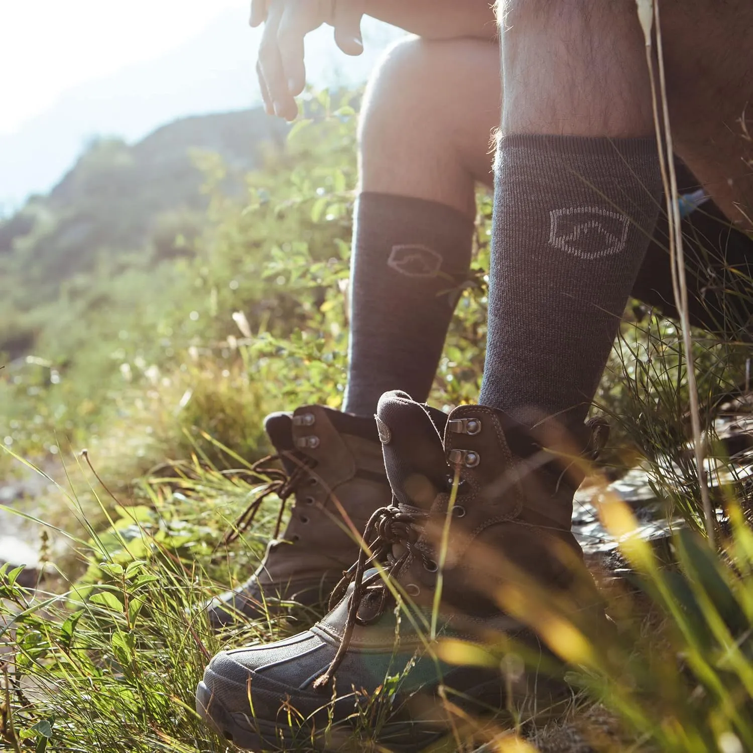 CloudLine Men’s and Women’s Merino Wool Graduated Compression Socks - Light Cushion, Moisture Wicking, Made in USA - 1 Pair