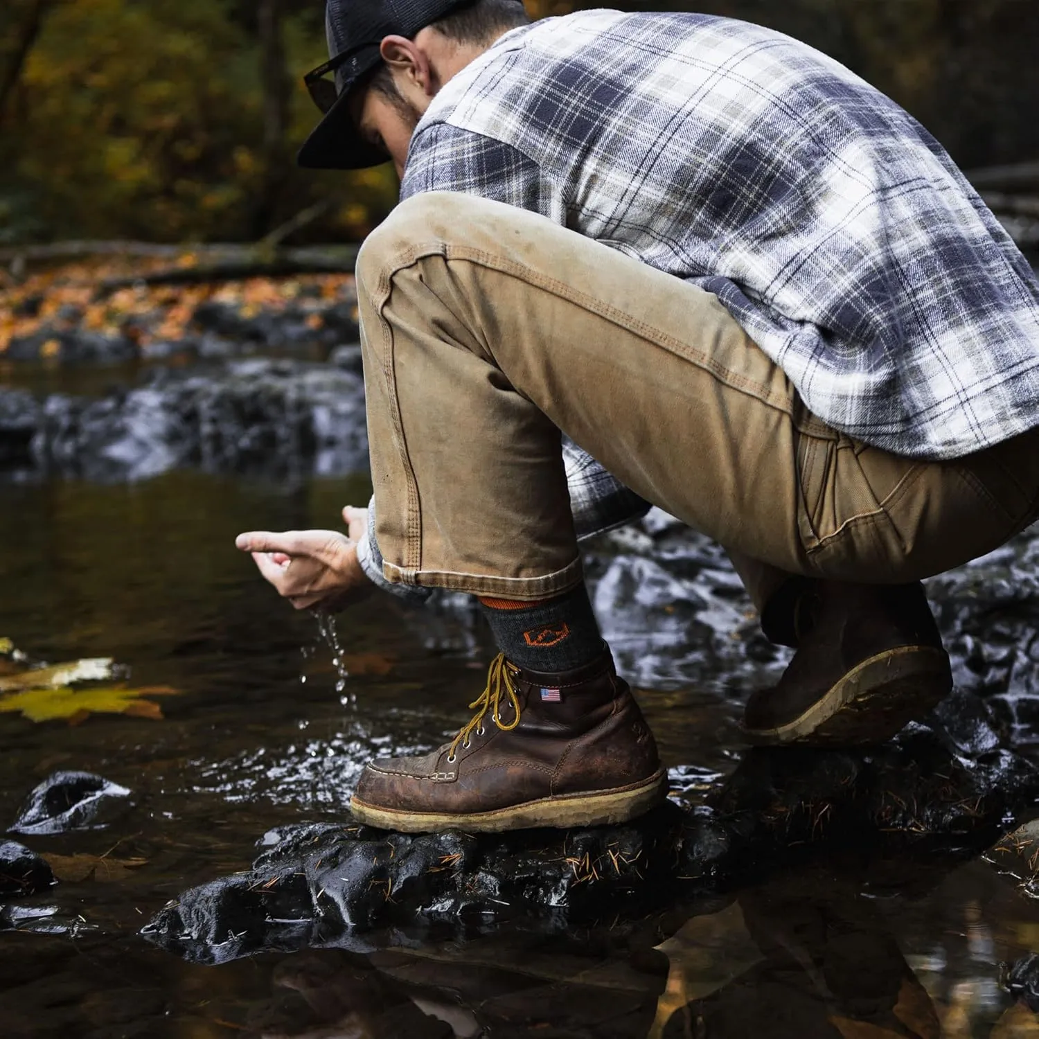 CloudLine Men’s and Women’s Merino Wool Hiking Socks - Cushioned, Warm, Anti-Blister, Moisture Wicking, Made in USA - 3 Pairs