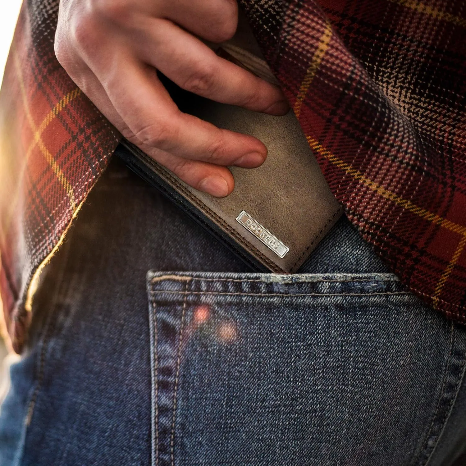 Dockers Men's Slim Bifold Wallet