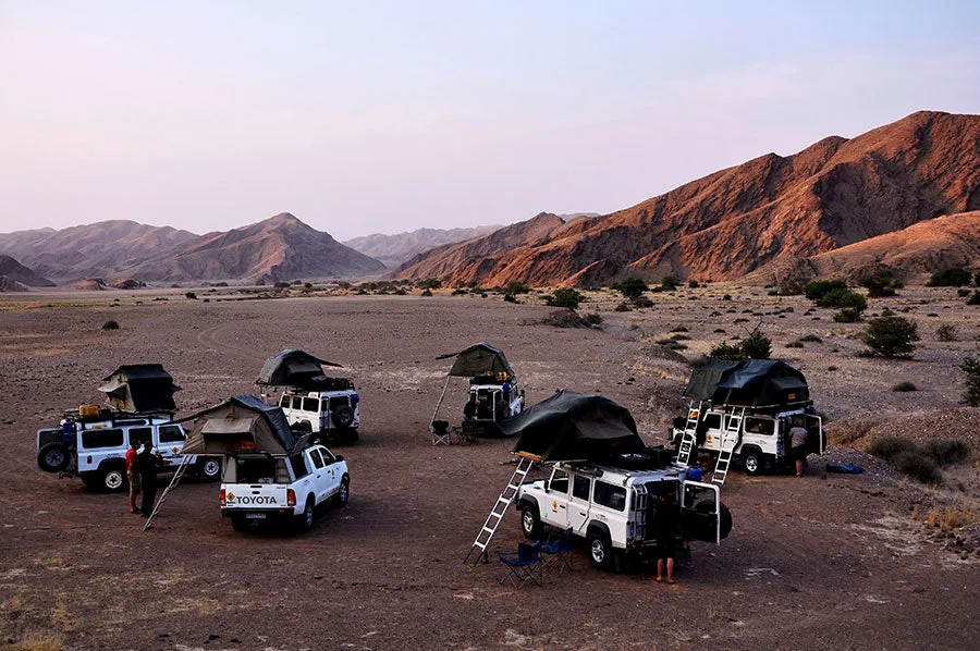 Eezi-Awn Series 3 1400 Roof Top Tent
