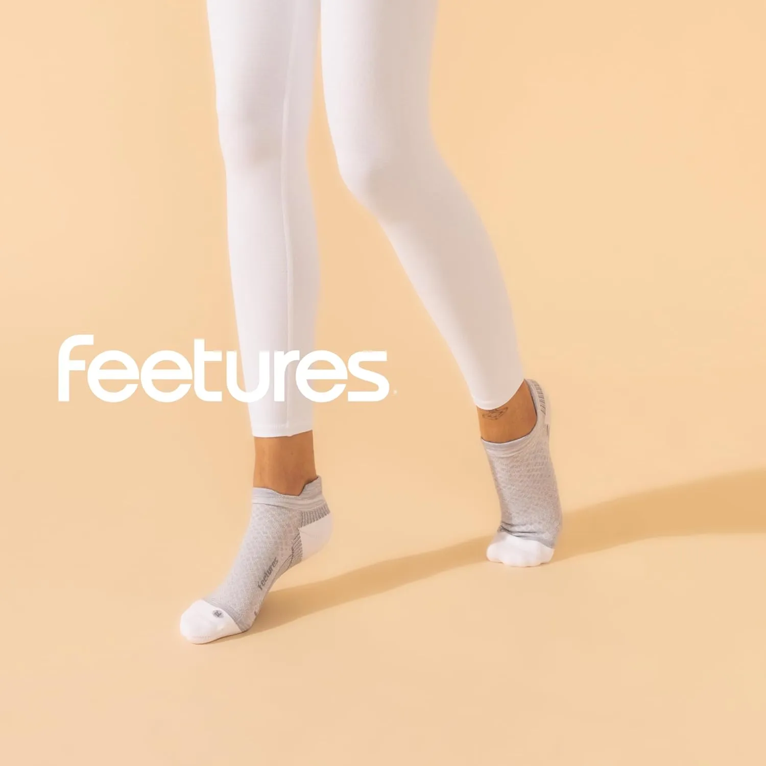 Feetures Plantar Fasciitis Relief Sock Light Cushion No Show Tab - Targeted Compression Sock for Women & Men