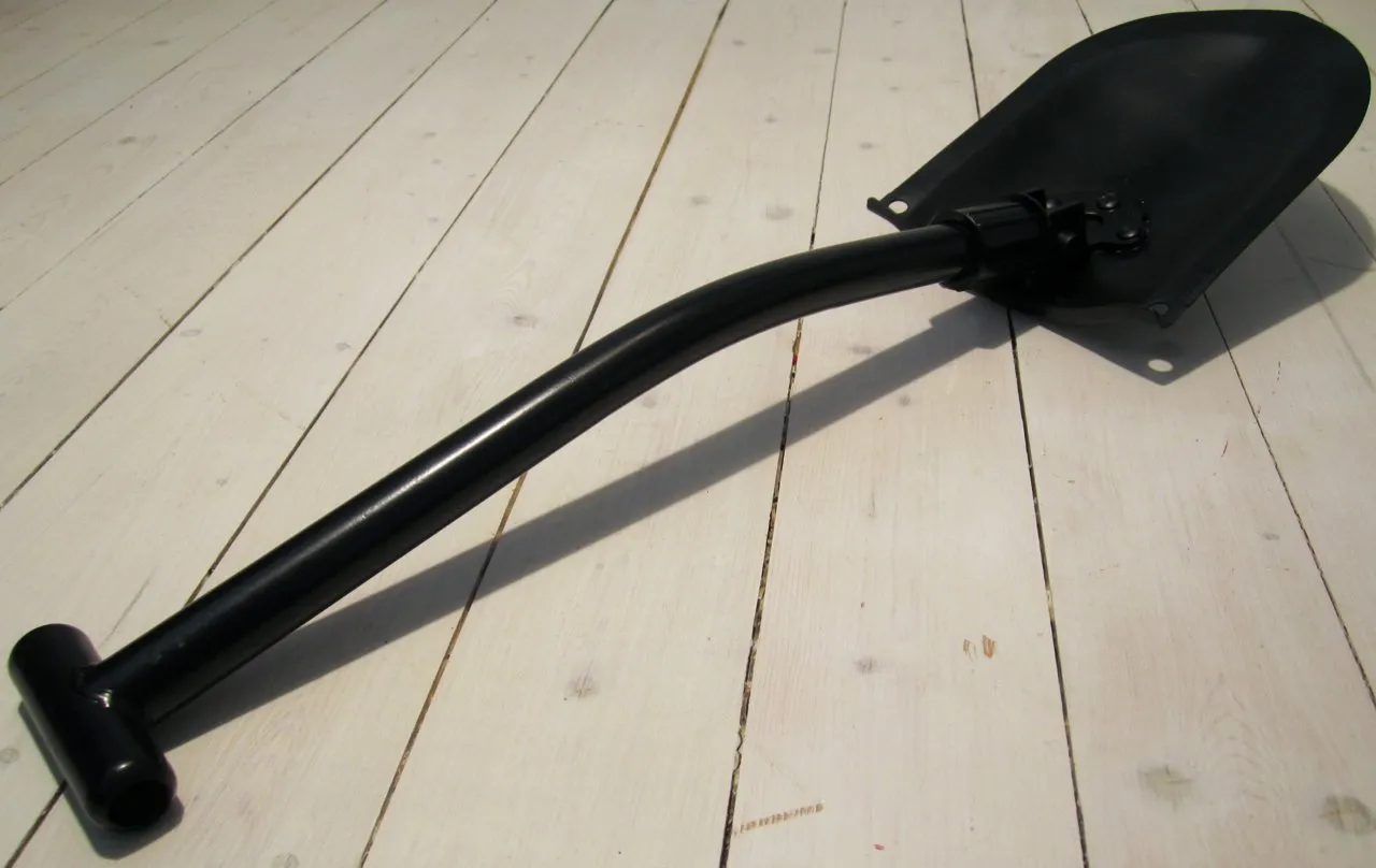 Folding shovel