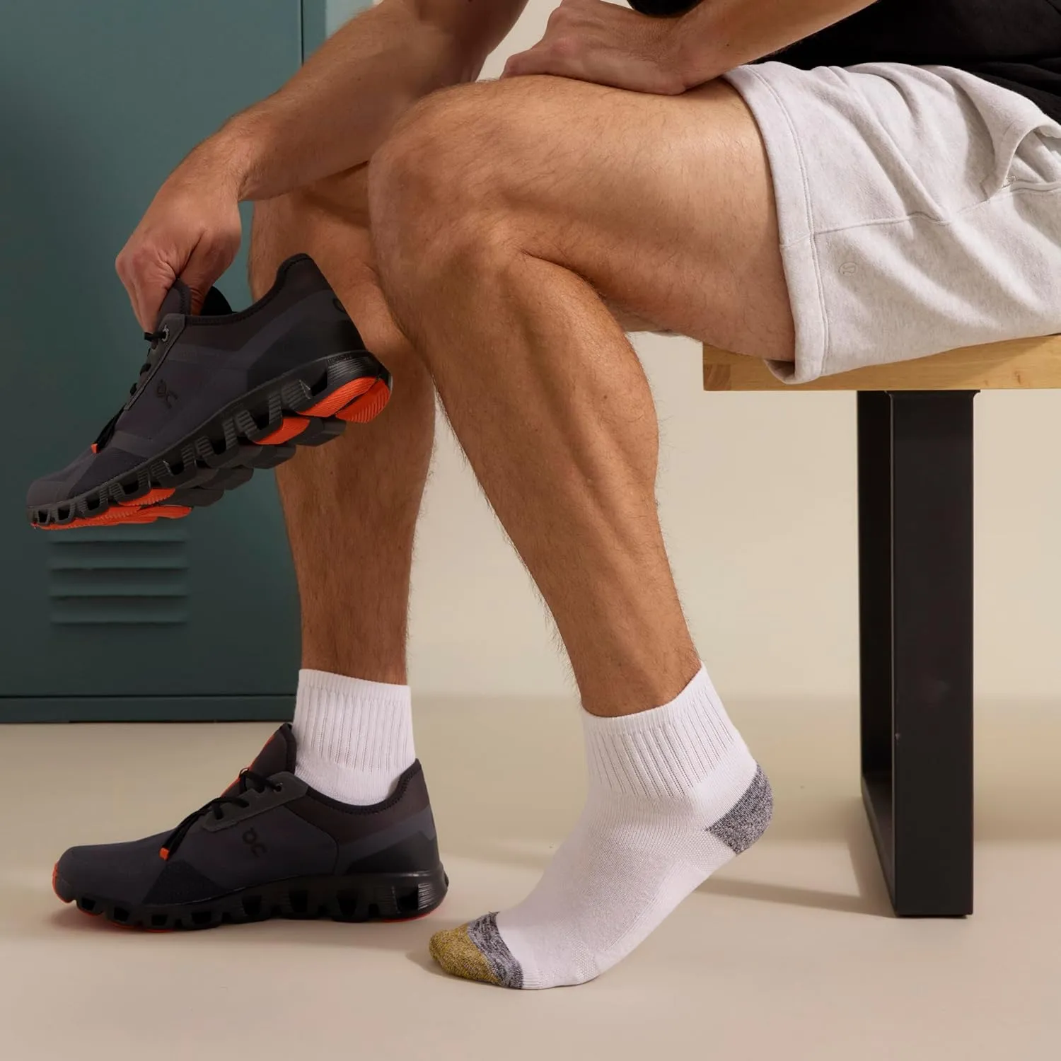 GOLDTOE Men's FIT TEC Cushion Quarter Socks, 6-Pairs