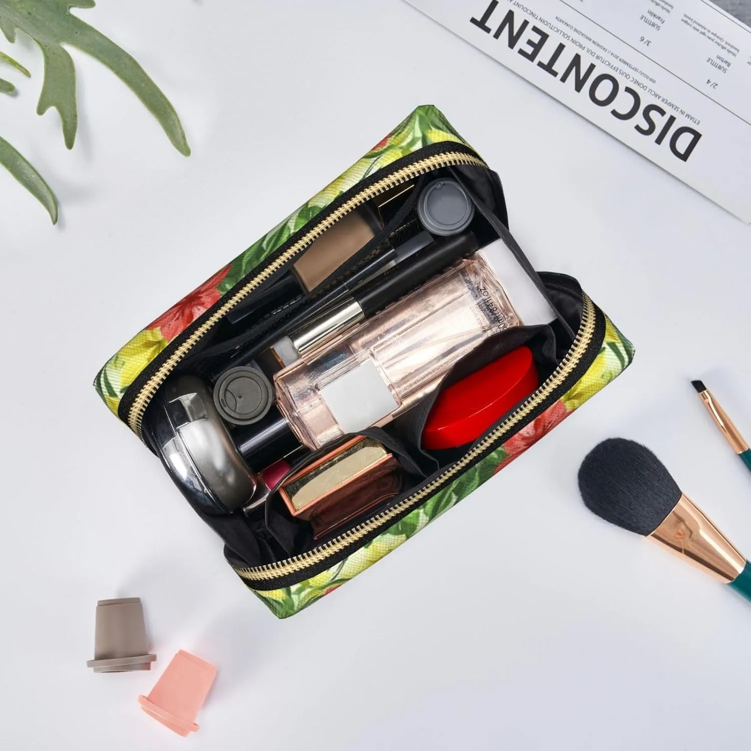 Hojas Tropicales Y Flores Toiletry Pouch, Travel-Friendly Makeup Organizer For Makeup Brushes, Lipsticks