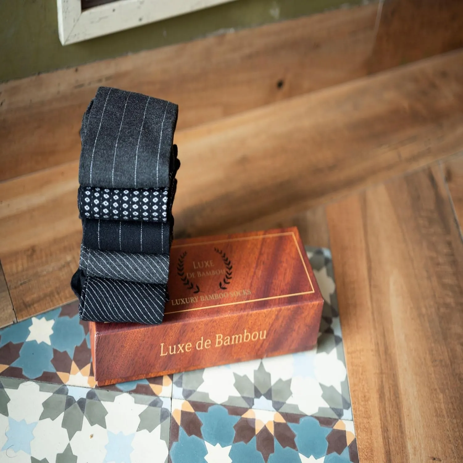Luxe De Bamboo Rayon socks Mens Dress Socks for Men 9-12,Charcoal and Black socks for men 5-Pack in a Gift Box