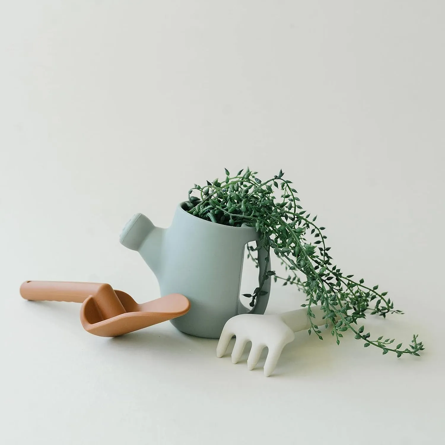 Marlowe & Co Silicone Gardening Set, Garden Tools and Beach Toys for Children (Dried Thyme)