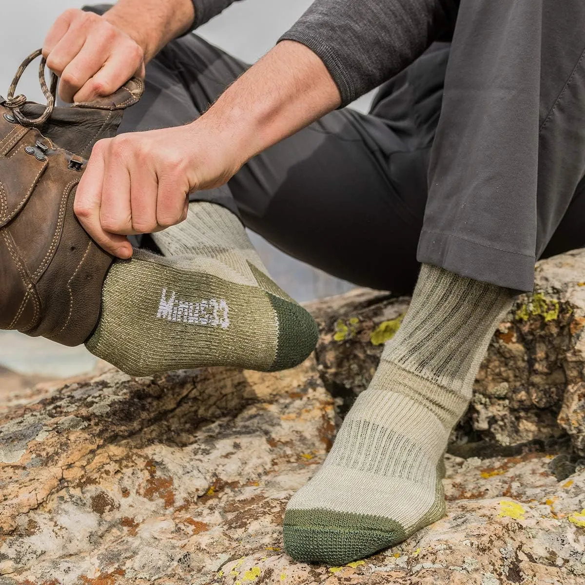 Merino Wool Crew Hiking Sock - Moisture Wicking