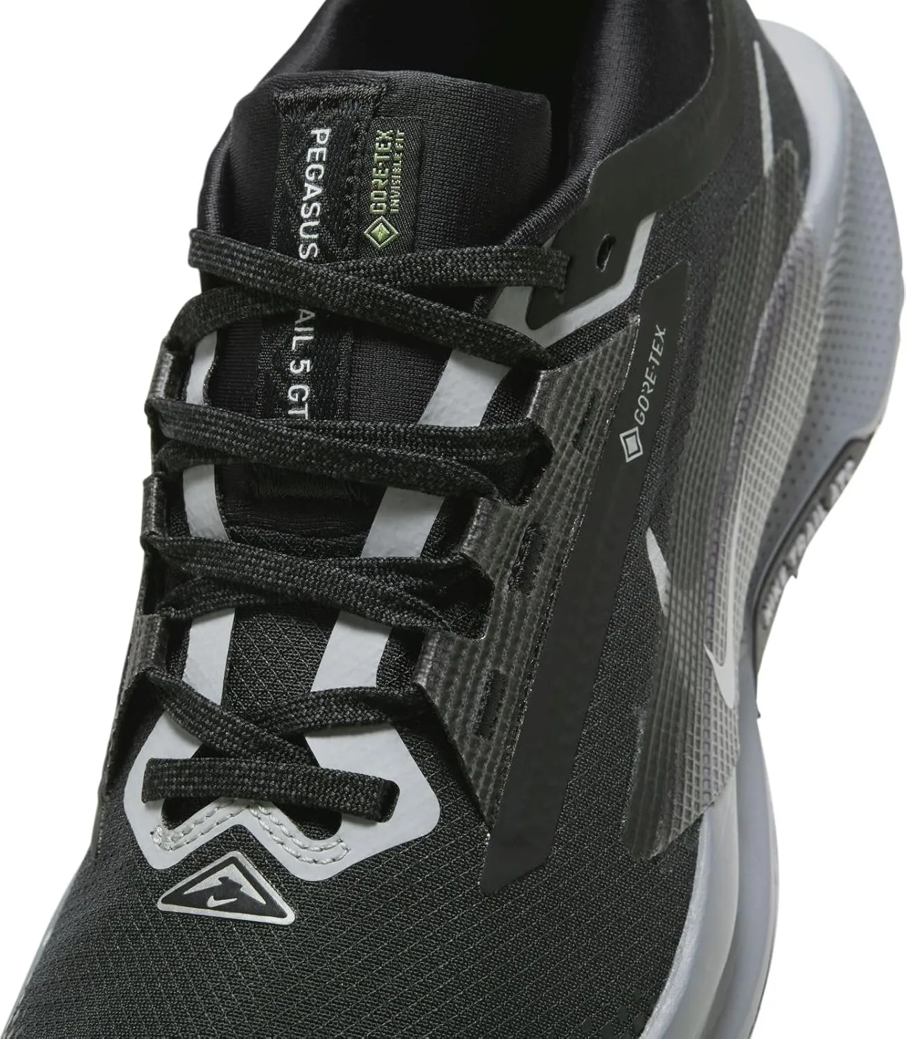 Nike Pegasus Trail 5 Gore-Tex Women's Waterproof Trail Running Shoes