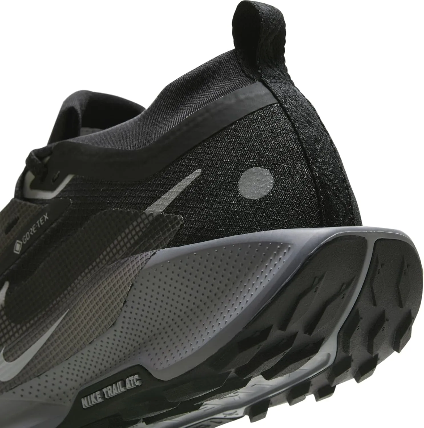 Nike Pegasus Trail 5 Gore-Tex Women's Waterproof Trail Running Shoes