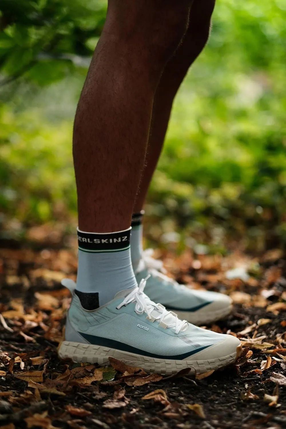 SEALSKINZ Blofield Anti-Blister Mid Length Running Sock