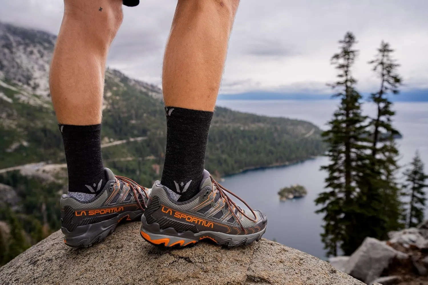 Swiftwick - FLITE XT TRAIL Mid-Crew Socks, Trail Running and Hiking Socks