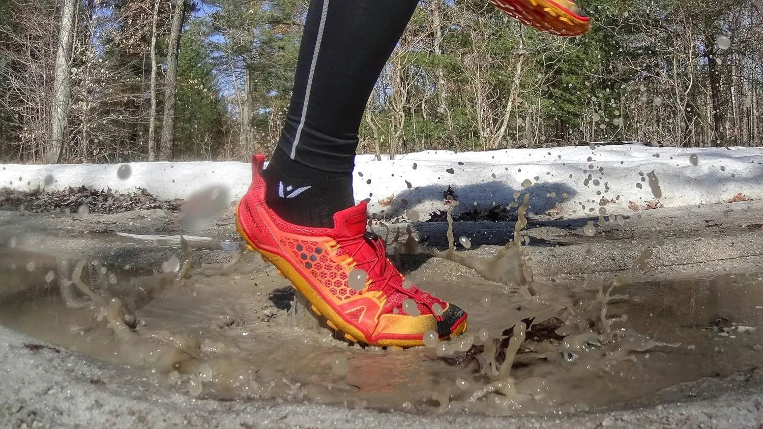 Swiftwick- PERFORMANCE FOUR Trail Running & Cycling Crew Socks, Max Durability