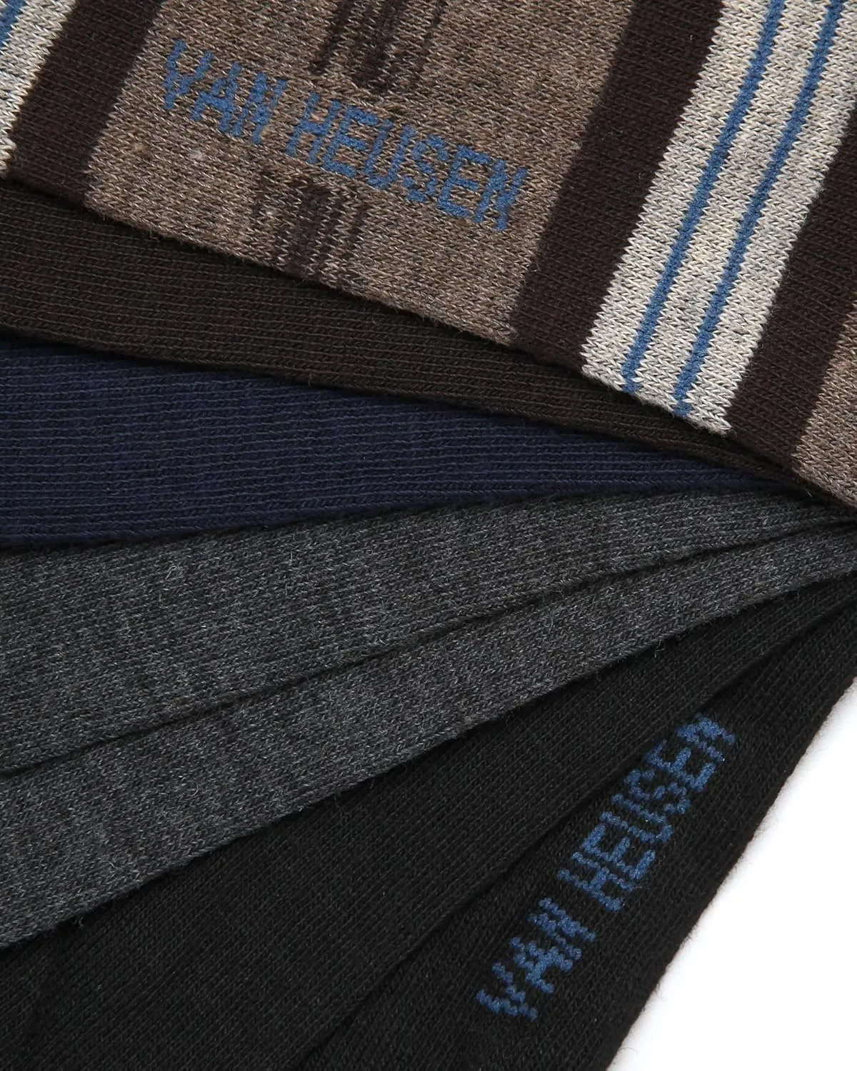 Van Heusen Mens Dress Socks - 14 Pack Soft Stretch Moisture Wicking Crew Socks for Men for Everyday Office Work Wear (6-12.5)