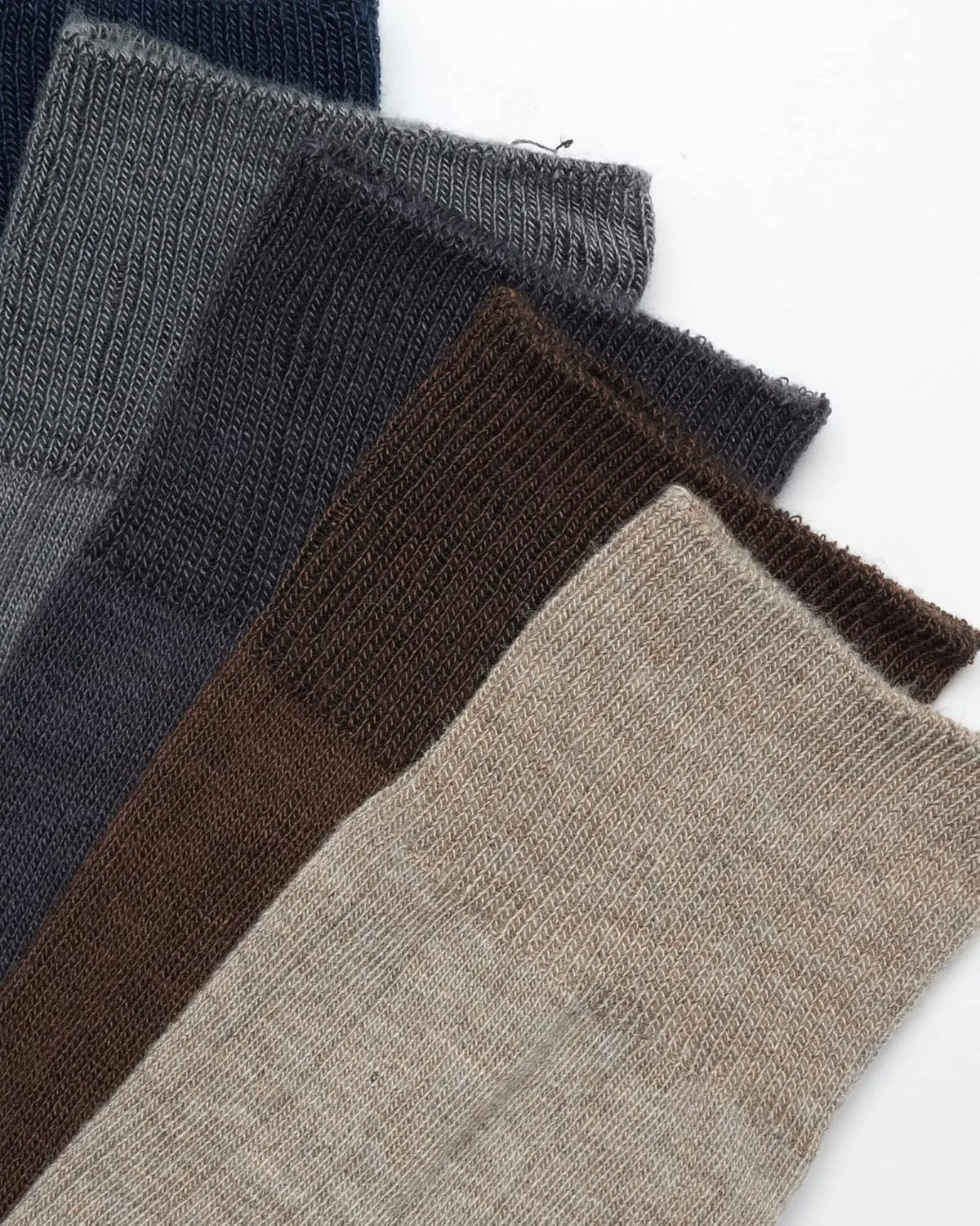 Van Heusen Mens Dress Socks - 14 Pack Soft Stretch Moisture Wicking Stay Up Casual Work Socks for Men (Sizes: 6-12.5)